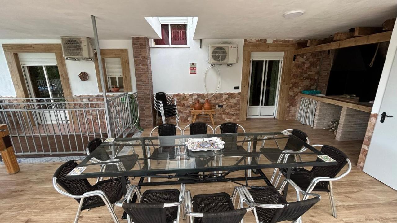 Vivienda Rural Saltos De La Osera Holiday home Mogon