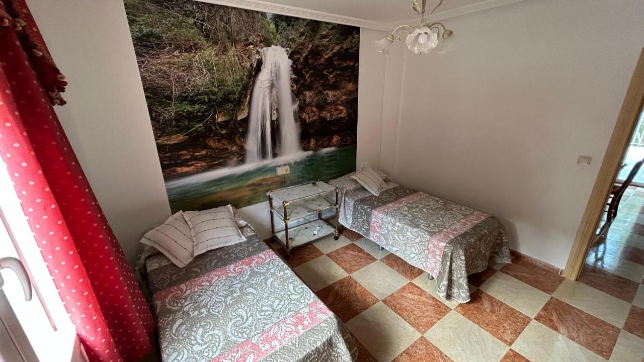Vivienda Rural Saltos De La Osera Mogon
