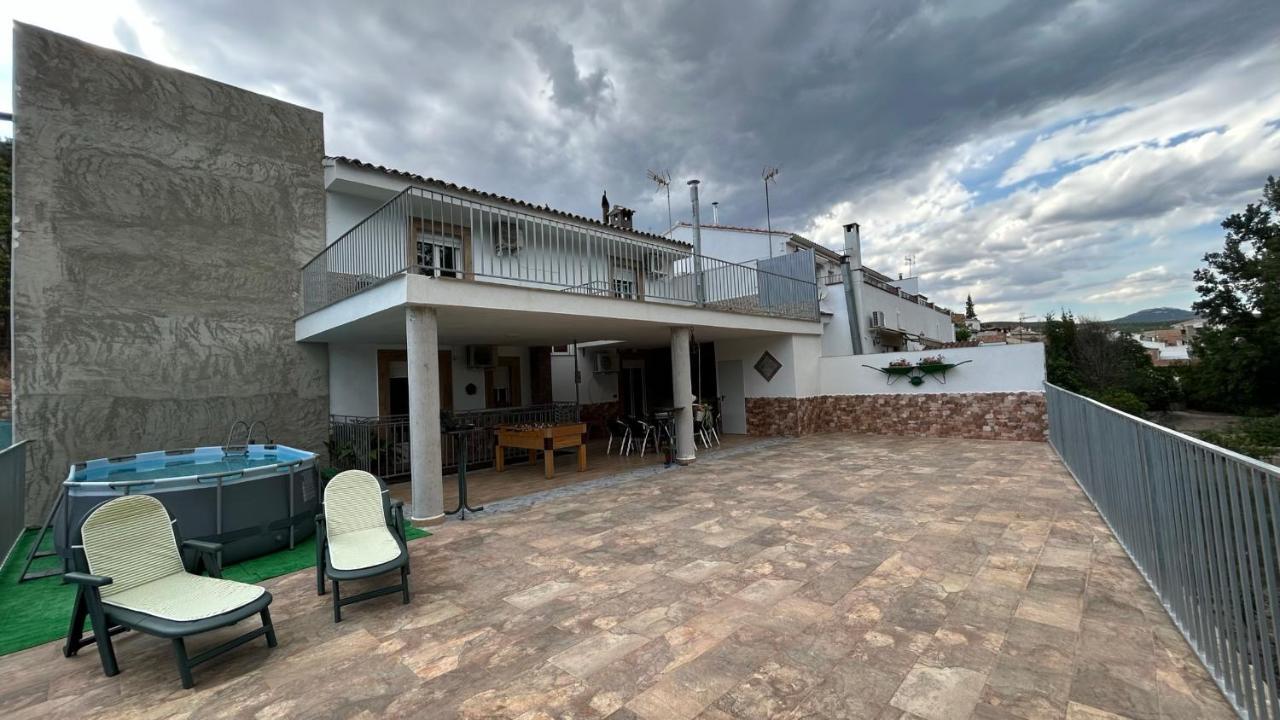 Ferienhaus Vivienda Rural Saltos De La Osera Mogon